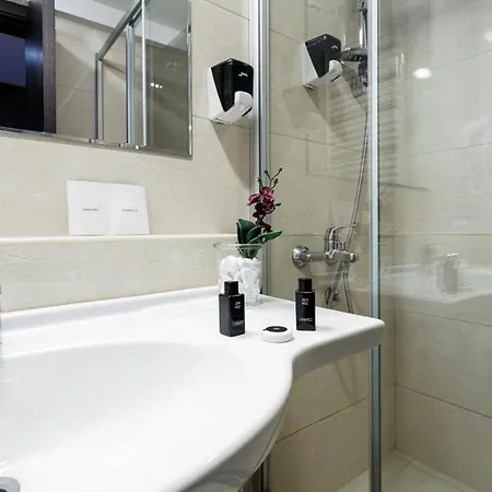 New & Restaurant Hotel 4*