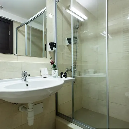 New & Restaurant Hotel 4*