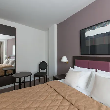 호텔 New & Restaurant 4*