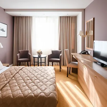 New & Restaurant Hotel 4*