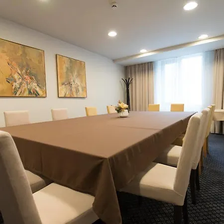 New & Restaurant Hotel 4*