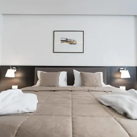 New & Restaurant Hotel 4*