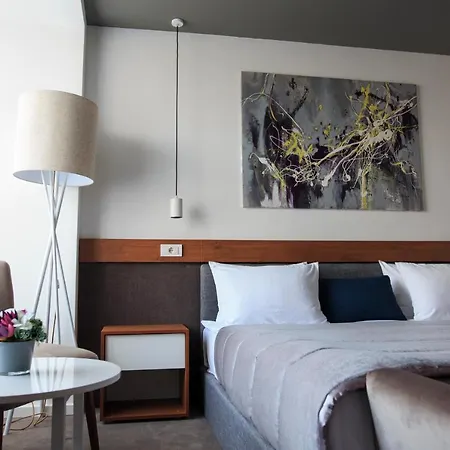 New & Restaurant Hotel 4*
