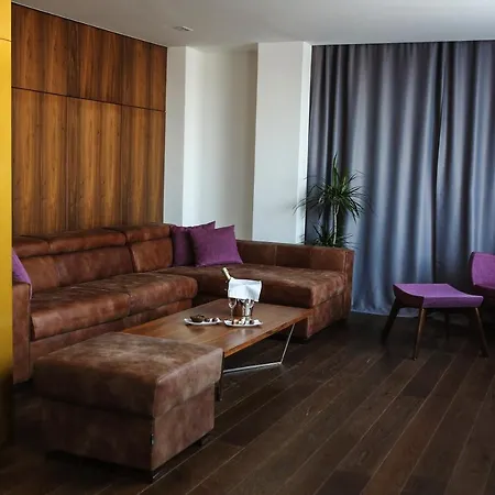 Hotel New & Restaurant 4*